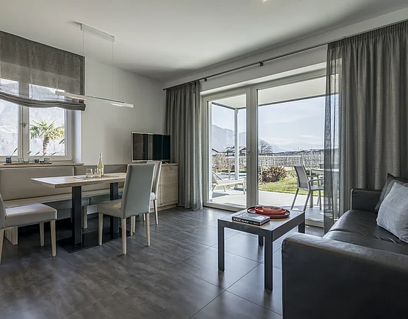 Ferienwohnung Dolomiten: Wohn- und Essbereich