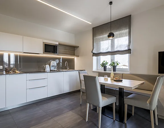 Ferienwohnung Hirzer: Wohnküche